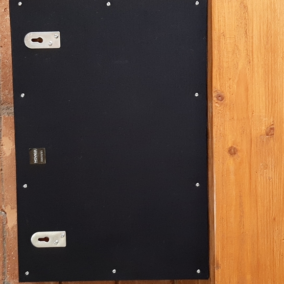 Wall hanging rack with small shelf. - Picture 2 of 5